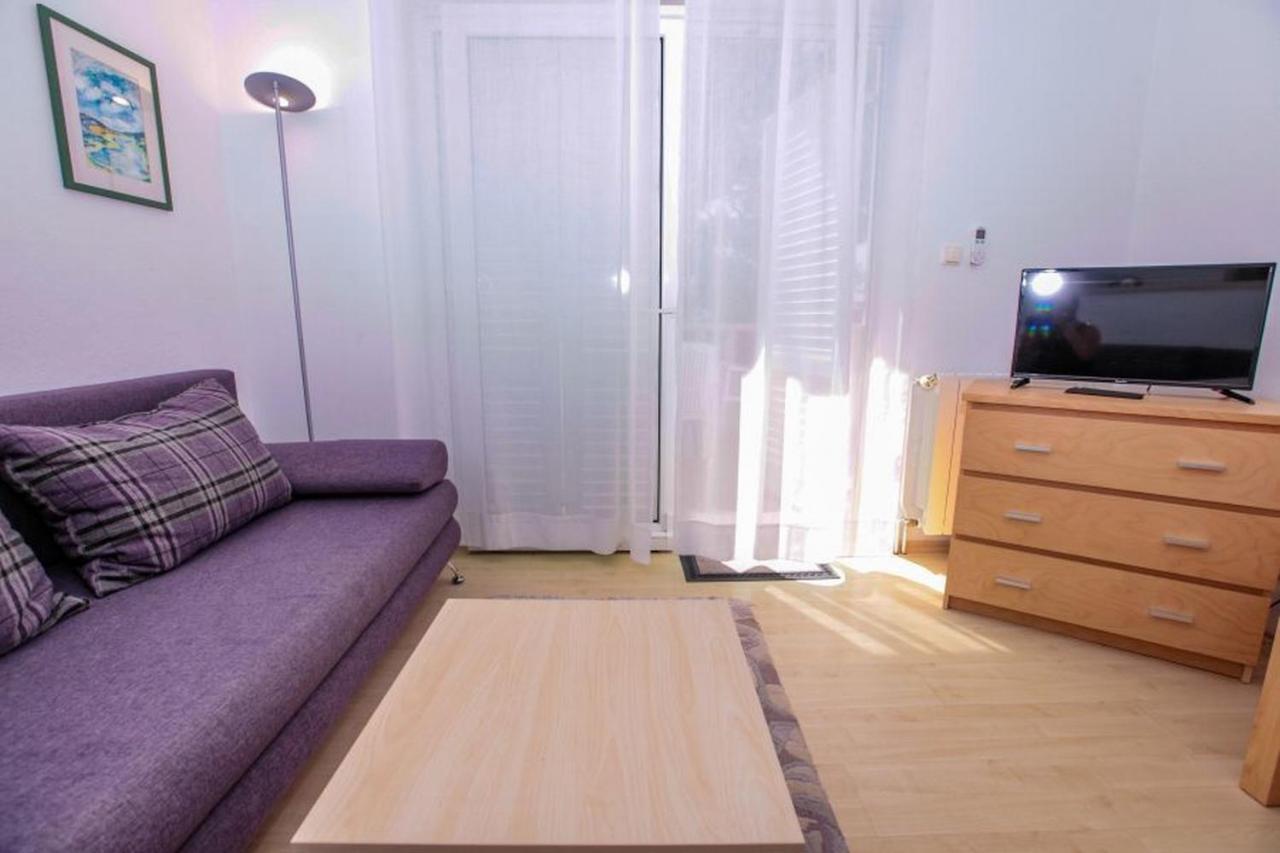 Vila Pinet Lägenhet Brist Exteriör bild
